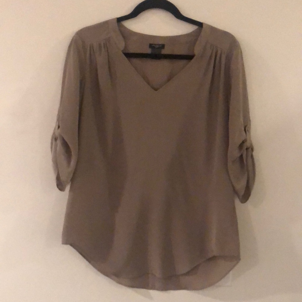 Ann Taylor small shirt.